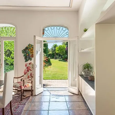 Spacious Villa With Beautiful View And Plot * Villammare
